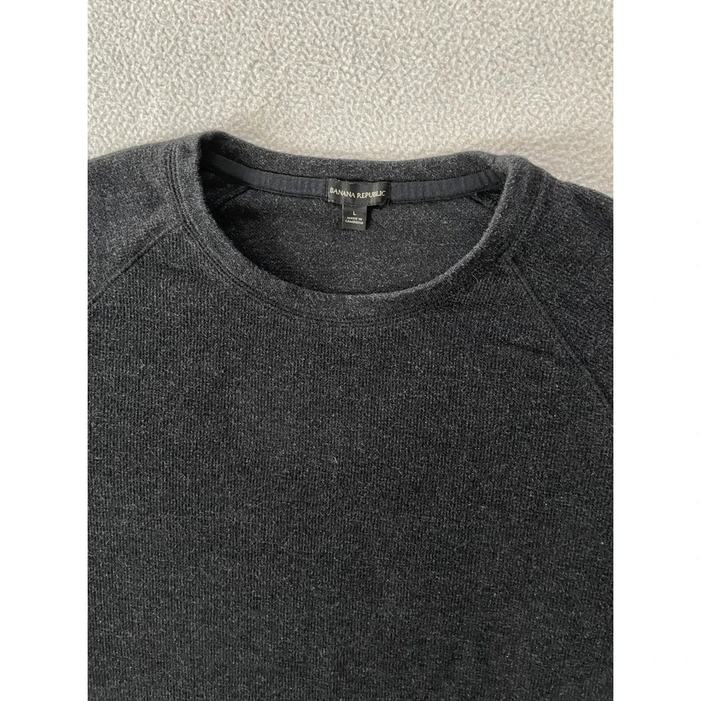 Banana Republic Mens Large Sweater Charcoal Gray Raglan Crewneck Cotton Blend